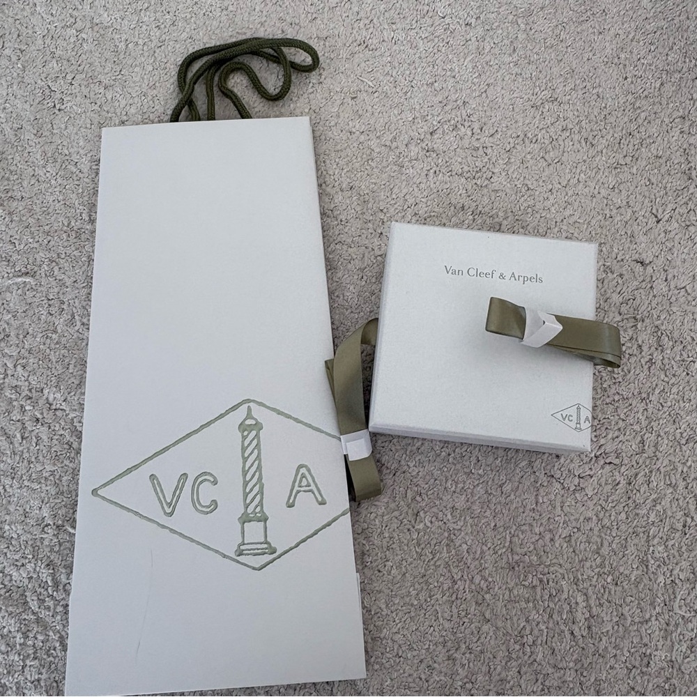 Van Cleef & Arpels Gift Box with Ribbon and Gift Bag
